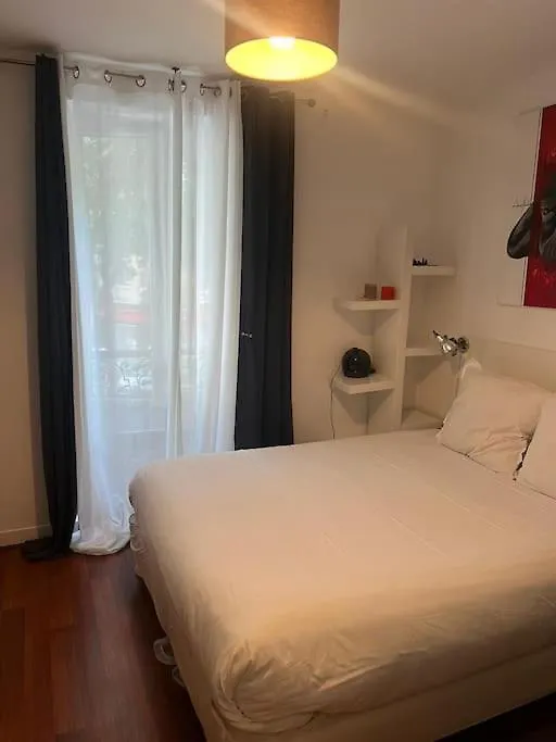 Montmartre-appartement Climatise -3min Sacre-coeur