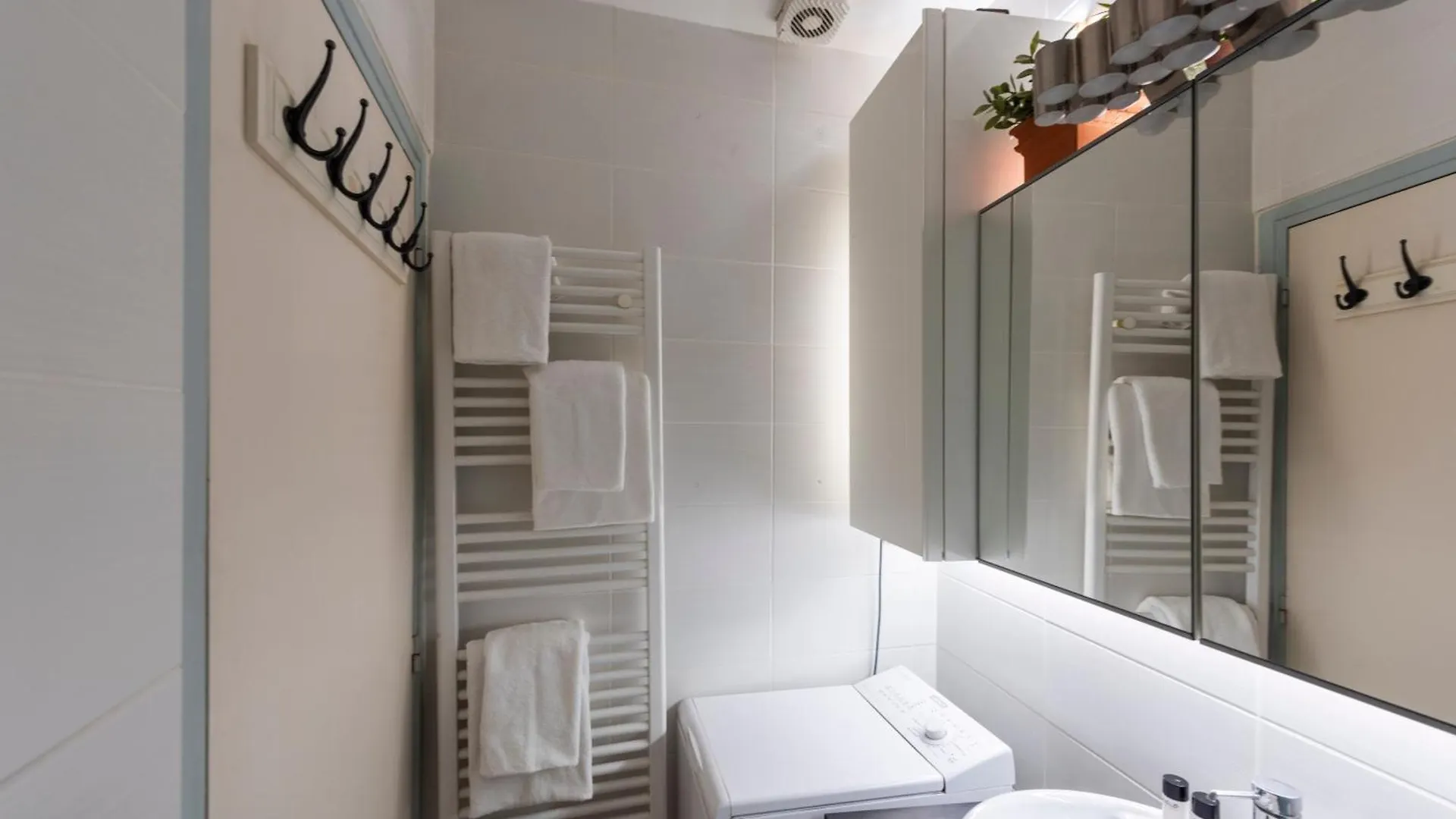 Apartment Montmartre-appartement Climatise -3min Sacre-coeur *